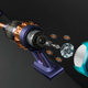 Imagen para el artículo titulado La nueva aspiradora láser de Dyson es más brillante y elimina el molesto gatillo